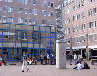 13 henk jurriaans obiit