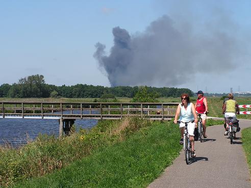 KONICA MINOLTA DIGITAL CAMERA