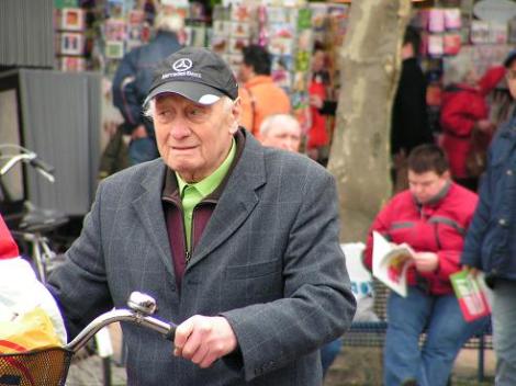 KONICA MINOLTA DIGITAL CAMERA