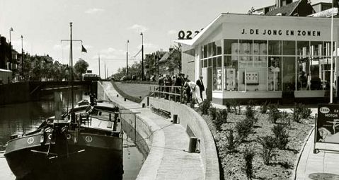 Geplaatst op 16 oktober 2007  tankstation