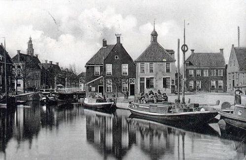 Geplaatst op 31 mei 2008  klokhuis