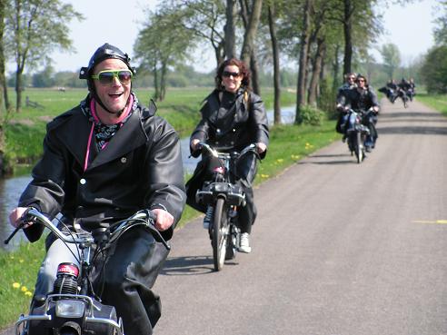 KONICA MINOLTA DIGITAL CAMERA