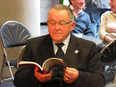 KONICA MINOLTA DIGITAL CAMERA