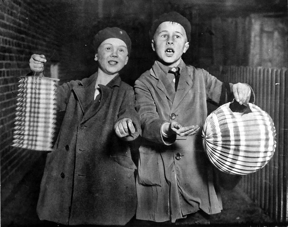 Sint Maarten in Groningen, Het Noorden in Woord en Beeld 21 november 1930.